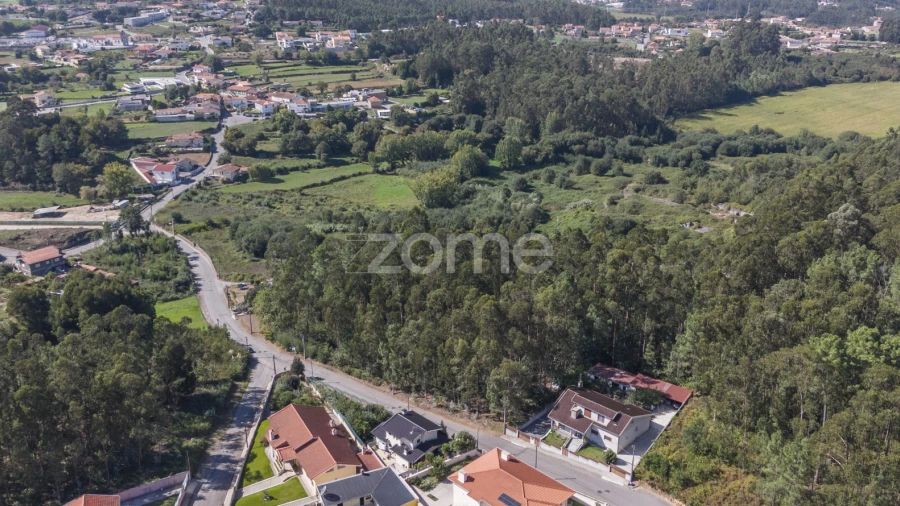 Terreno para Venda em Sandim, Olival, Lever e Crestuma
