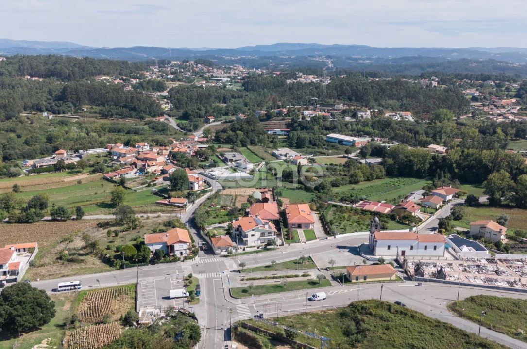 Terreno para Venda em Sandim, Olival, Lever e Crestuma Foto 2