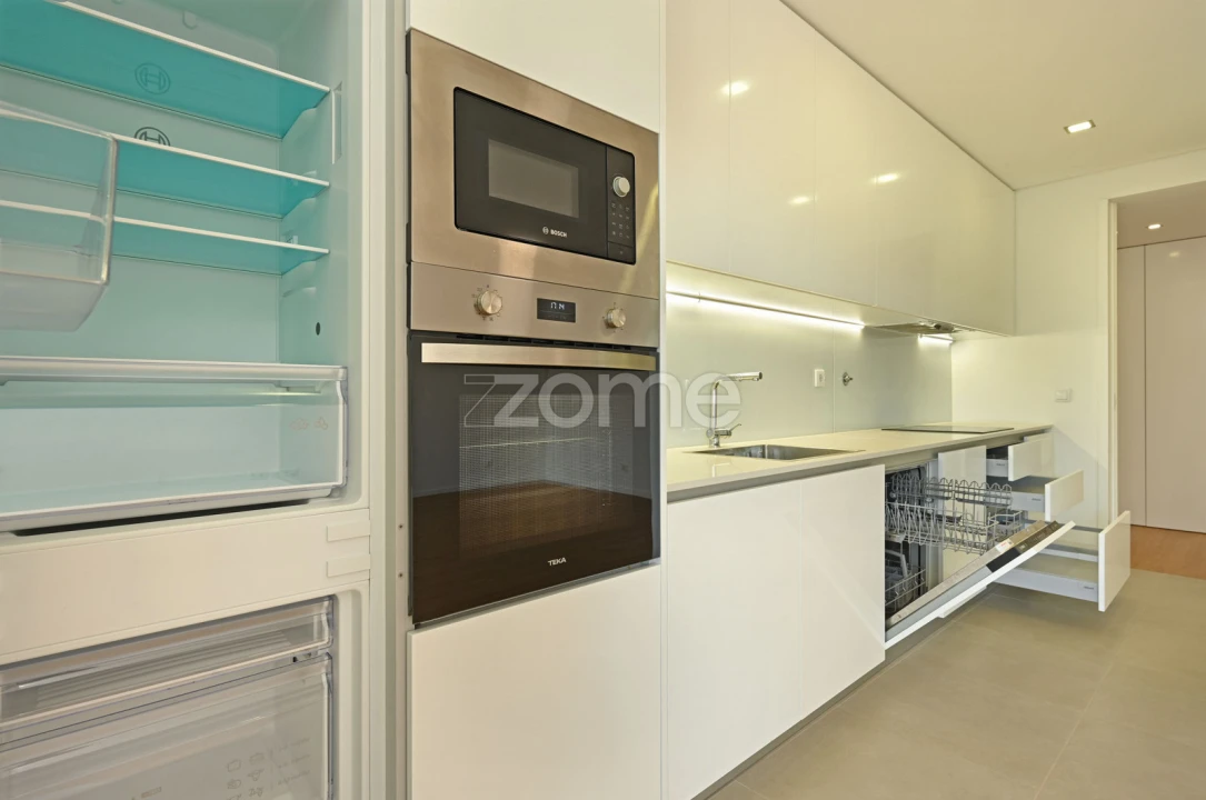 Apartamento T2 para Venda em Castêlo da Maia Foto 5