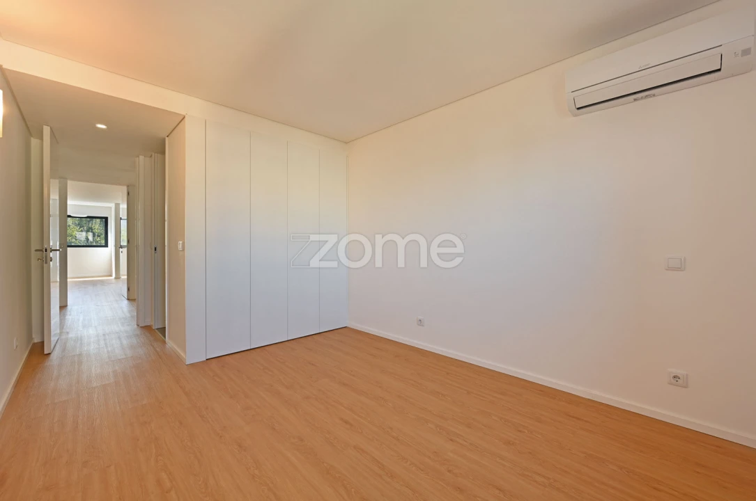 Apartamento T2 para Venda em Castêlo da Maia Foto 15