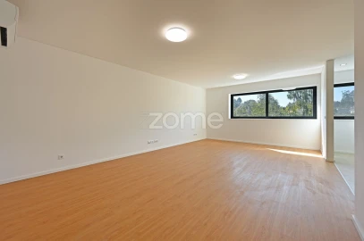 Apartamento T2 para Venda em Castêlo da Maia