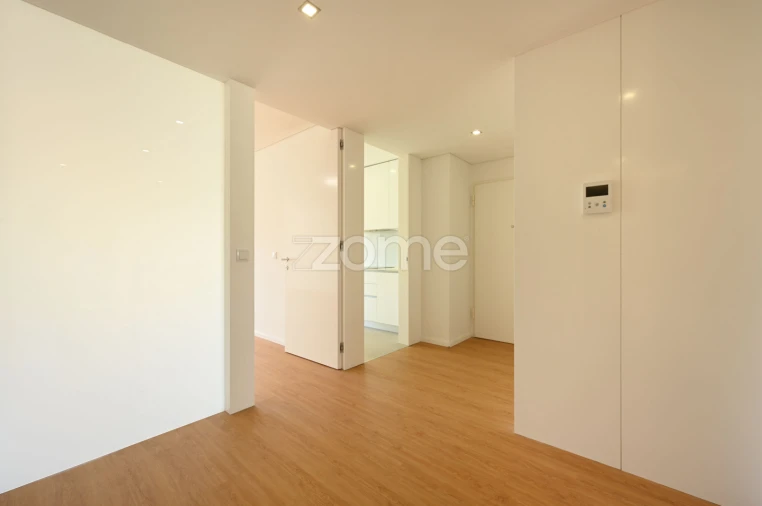 Apartamento T2 para Venda em Castêlo da Maia Foto 18