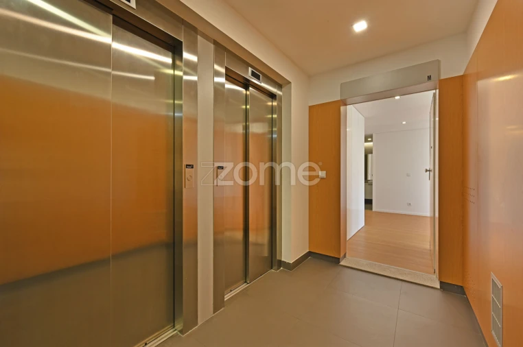Apartamento T2 para Venda em Castêlo da Maia Foto 20