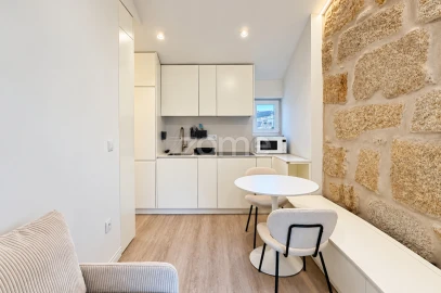 Apartamento T1 para Venda em Lordelo do Ouro e Massarelos