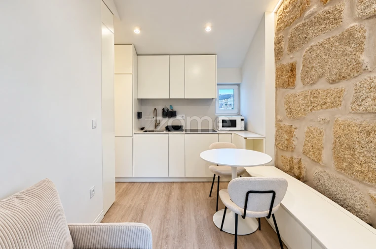 Apartamento T1 para Venda em Lordelo do Ouro e Massarelos Foto 5