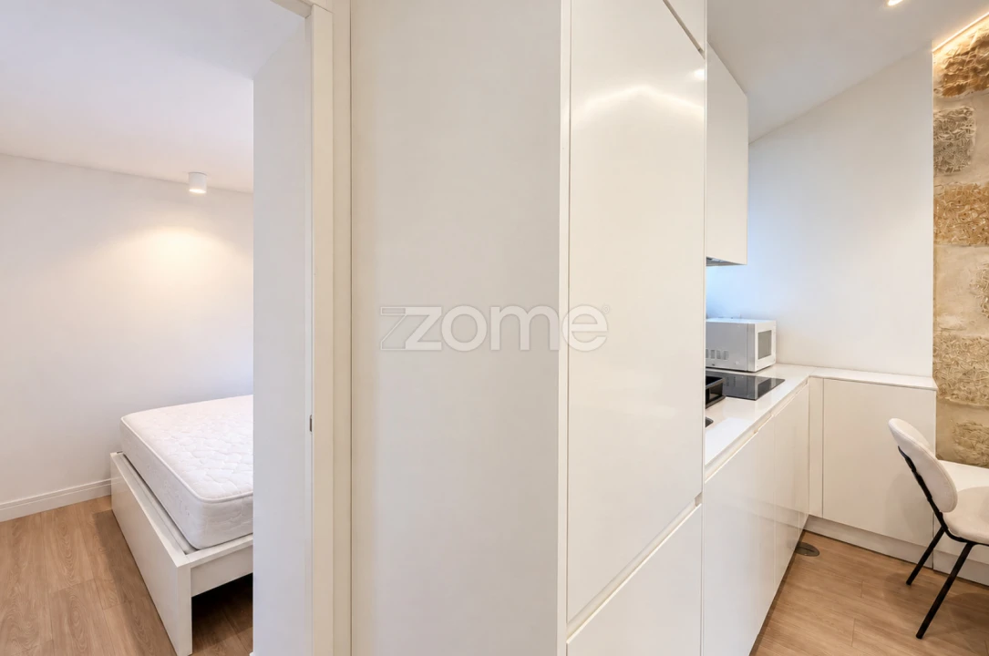 Apartamento T1 para Venda em Lordelo do Ouro e Massarelos Foto 8