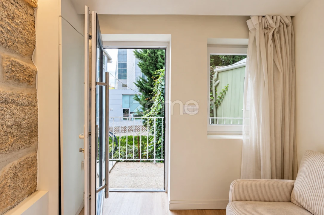 Apartamento T1 para Venda em Lordelo do Ouro e Massarelos Foto 3