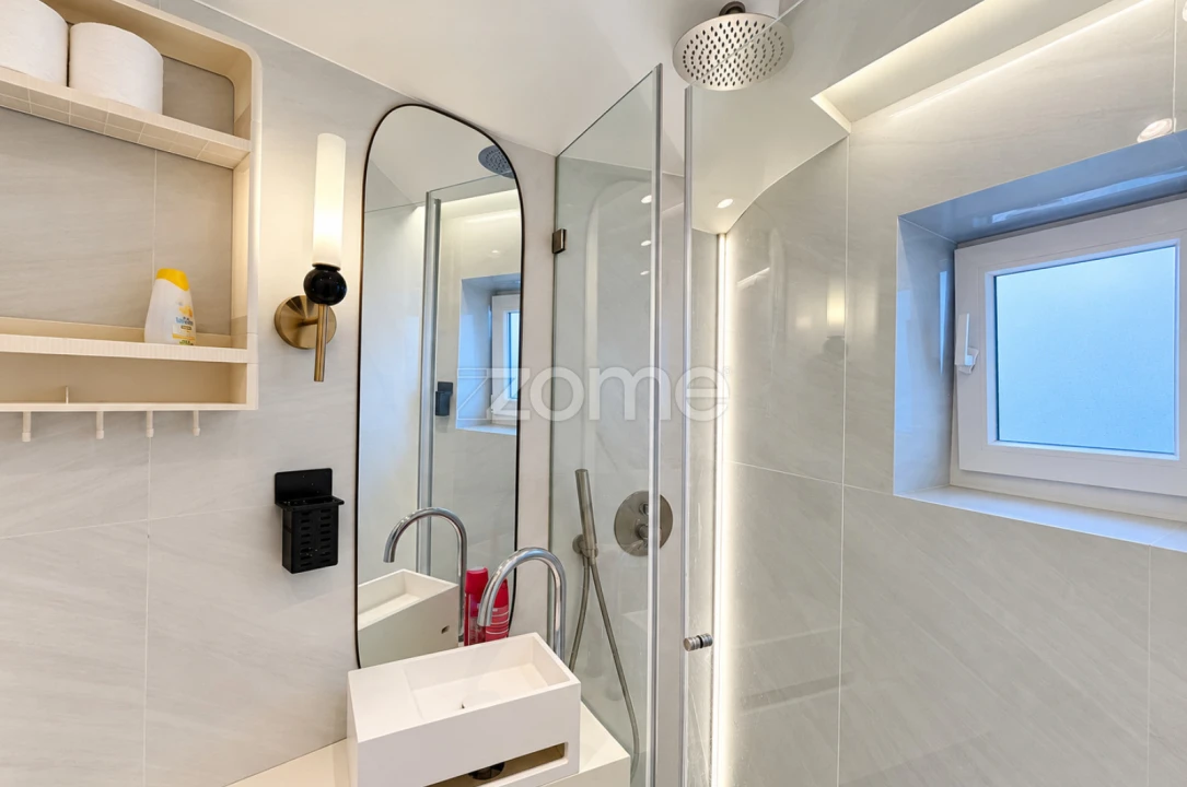 Apartamento T1 para Venda em Lordelo do Ouro e Massarelos Foto 14