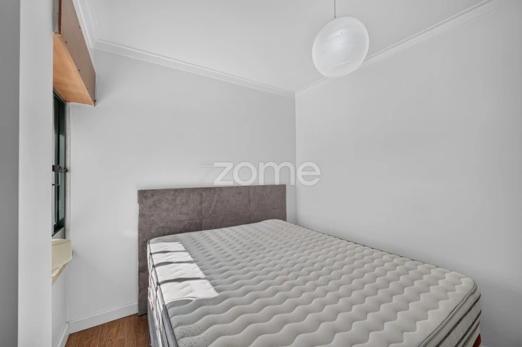 Apartamento T4 para Venda em Santo António dos Cavaleiros e Frielas Foto 15