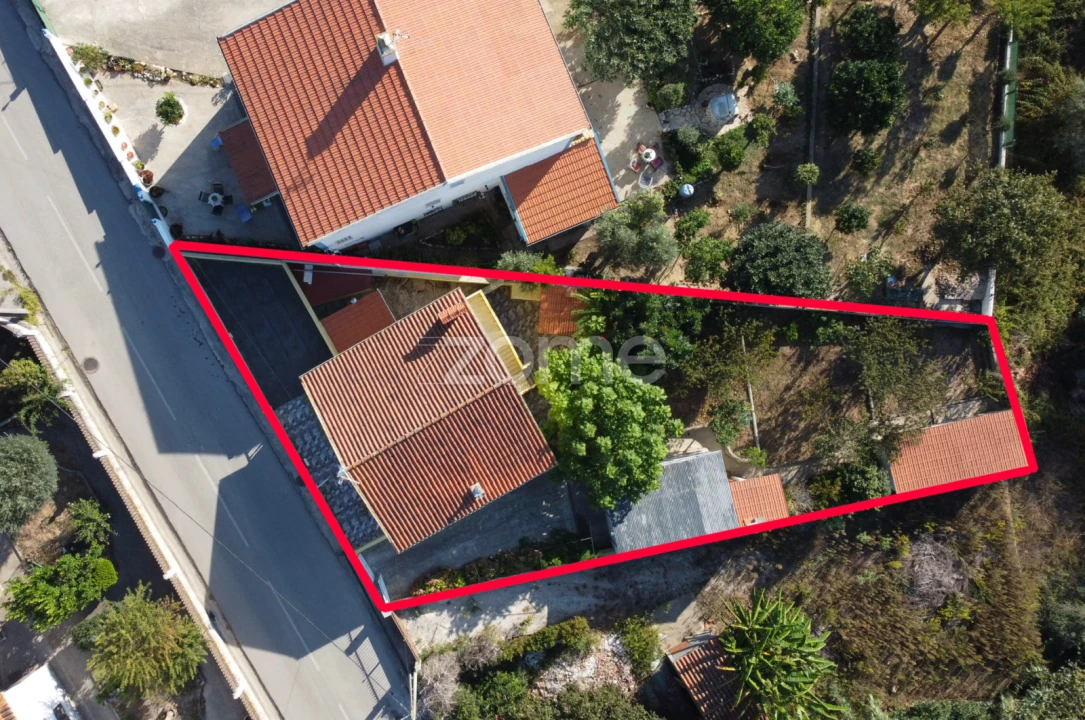 Moradia T3 para Venda em Carvoeira e Carmões Foto 53