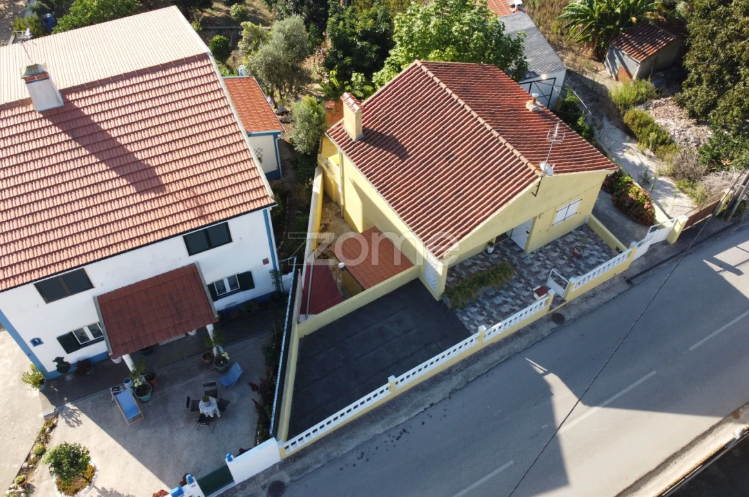 Moradia T3 para Venda em Carvoeira e Carmões Foto 56