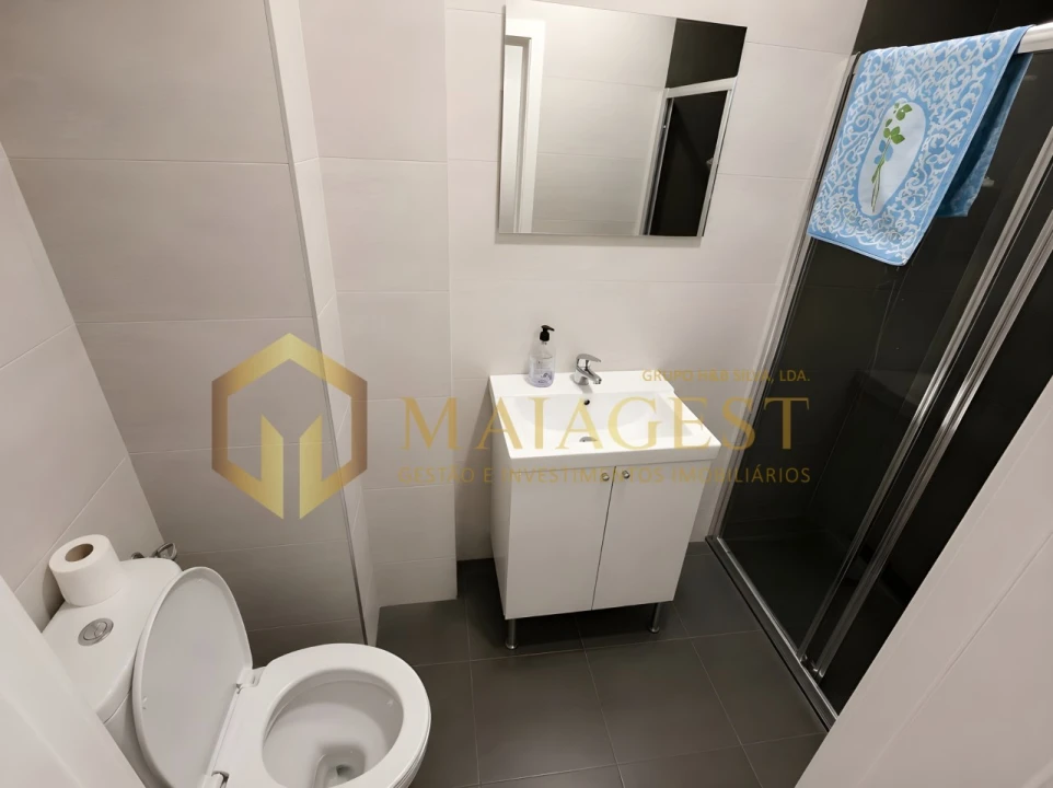 Apartamento T3 para Venda em Paranhos Foto 9