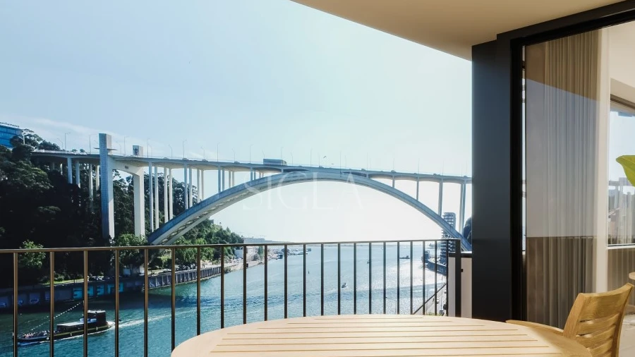 Apartamento T2 para Venda em Lordelo do Ouro e Massarelos