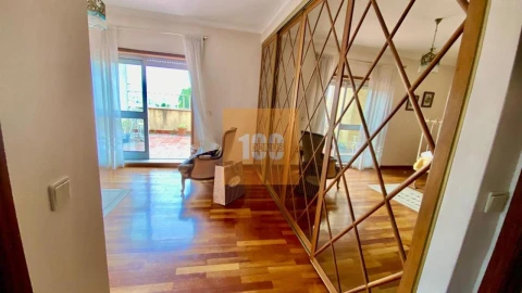 Apartamento T3 para Venda em Santa Marinha e São Pedro da Afurada