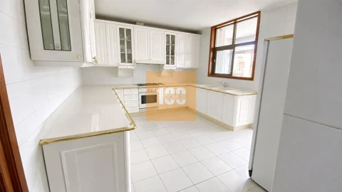 Apartamento T3 para Venda em Santa Marinha e São Pedro da Afurada
