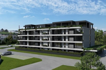 Apartamento T4 para Venda em Ferreiros e Gondizalves