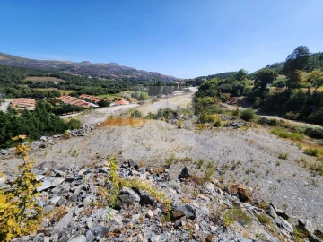Terreno para Venda em Torgueda