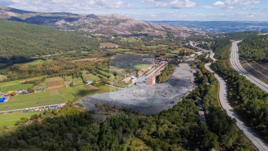 Terreno para Venda em Torgueda Foto 9