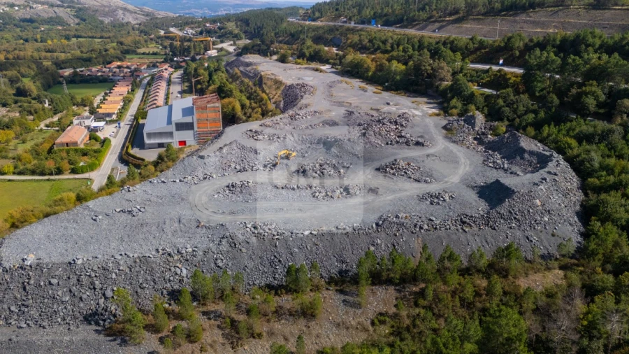 Terreno para Venda em Torgueda Foto 10