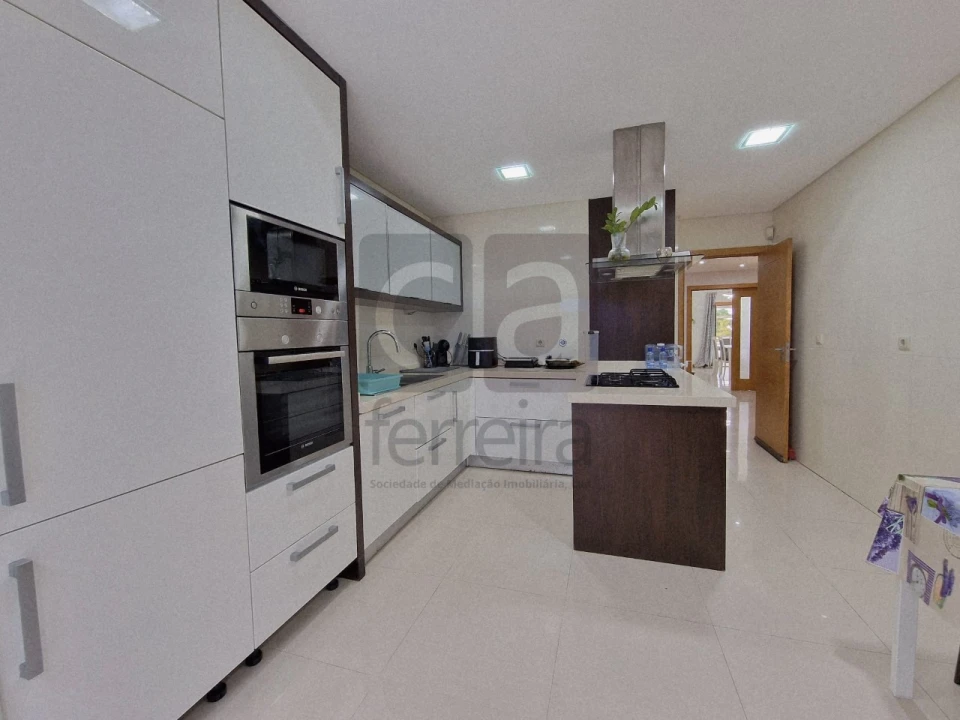 Apartamento T3 para Venda em Vila Franca de Xira Foto 2