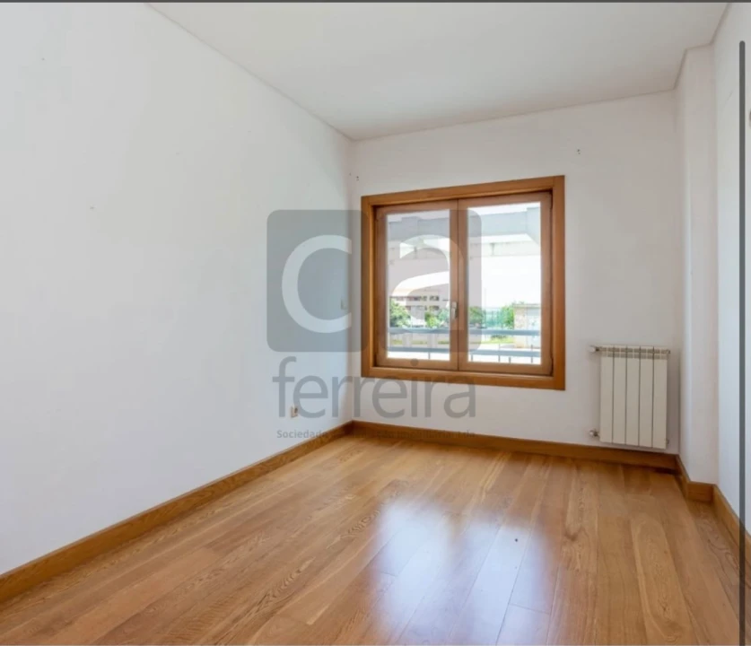 Apartamento T3 para Venda em Vila Franca de Xira Foto 16