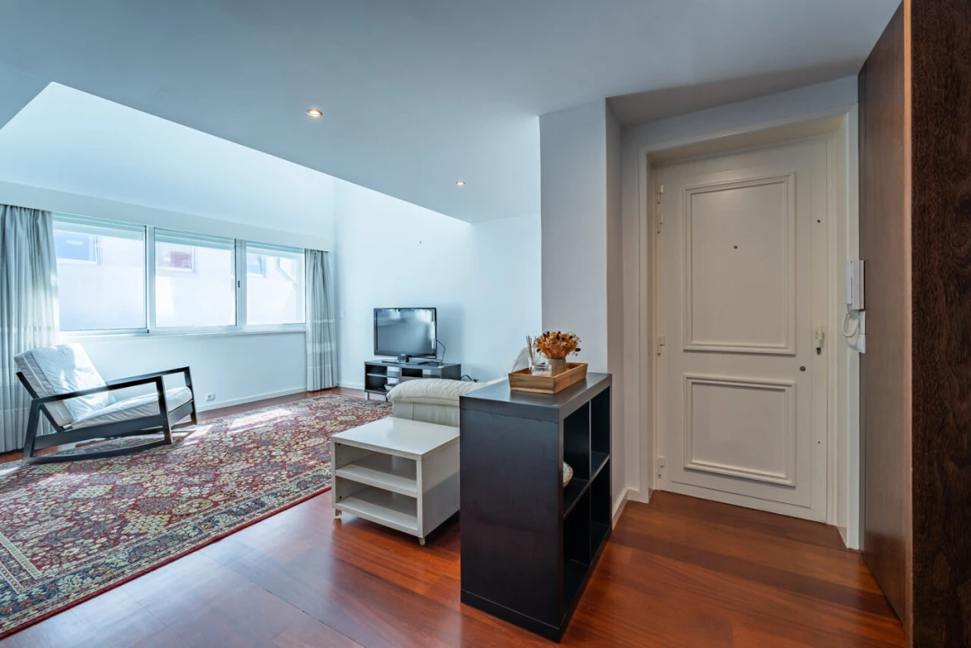 Apartamento T3 para Venda em Aldoar, Foz do Douro e Nevogilde Foto 2