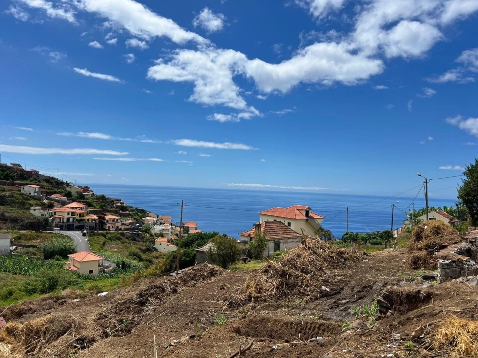 Moradia T3 para Venda em Ribeira Brava Foto 11