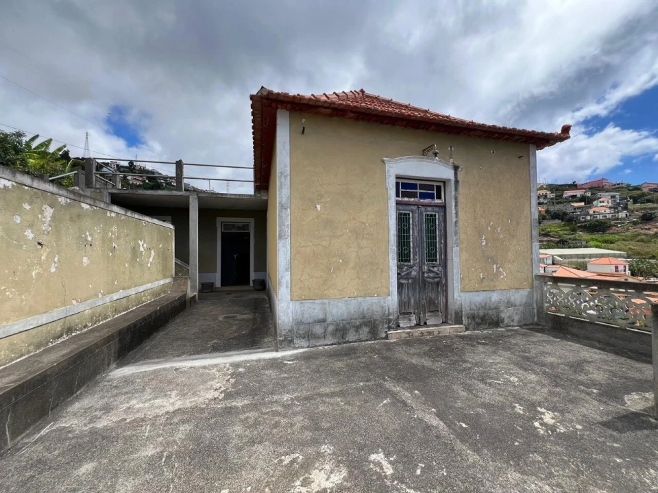 Moradia T3 para Venda em Ribeira Brava Foto 4