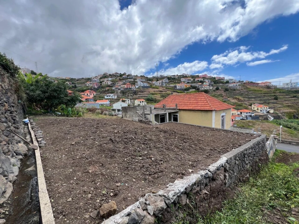Moradia T3 para Venda em Ribeira Brava Foto 38