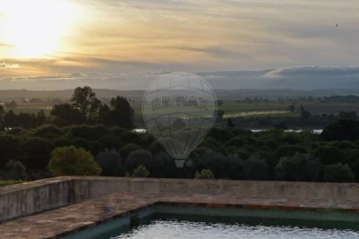 Moradia T10 para Venda em Chamusca e Pinheiro Grande