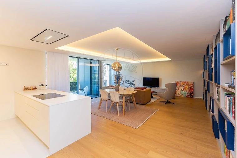 Apartamento T3 para Venda em Santa Maria Maior e Monserrate e Meadela Foto 2