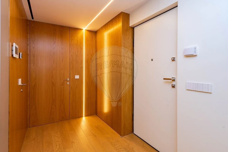 Apartamento T3 para Venda em Santa Maria Maior e Monserrate e Meadela Foto 9