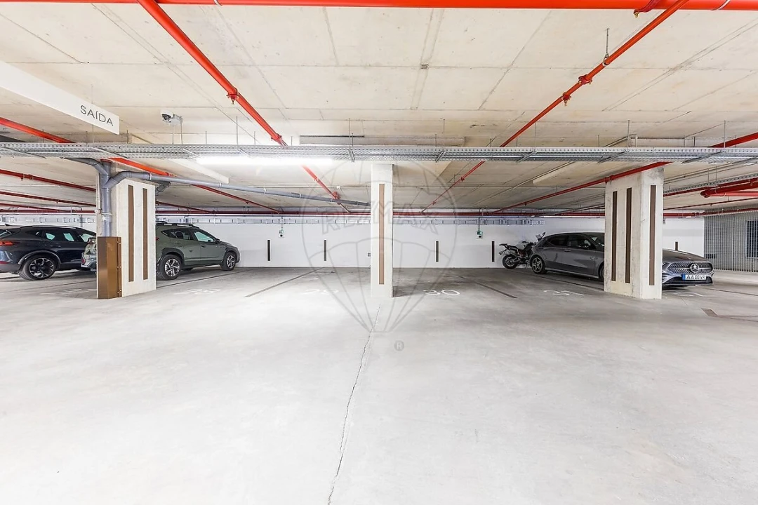 Apartamento T3 para Venda em Benfica Foto 29