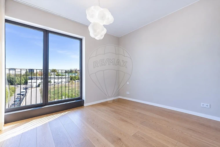Apartamento T3 para Venda em Benfica Foto 21