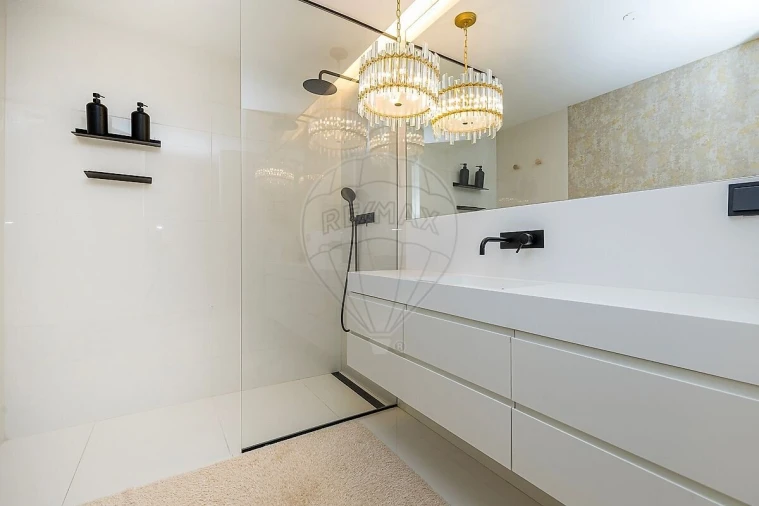 Apartamento T3 para Venda em Benfica Foto 23
