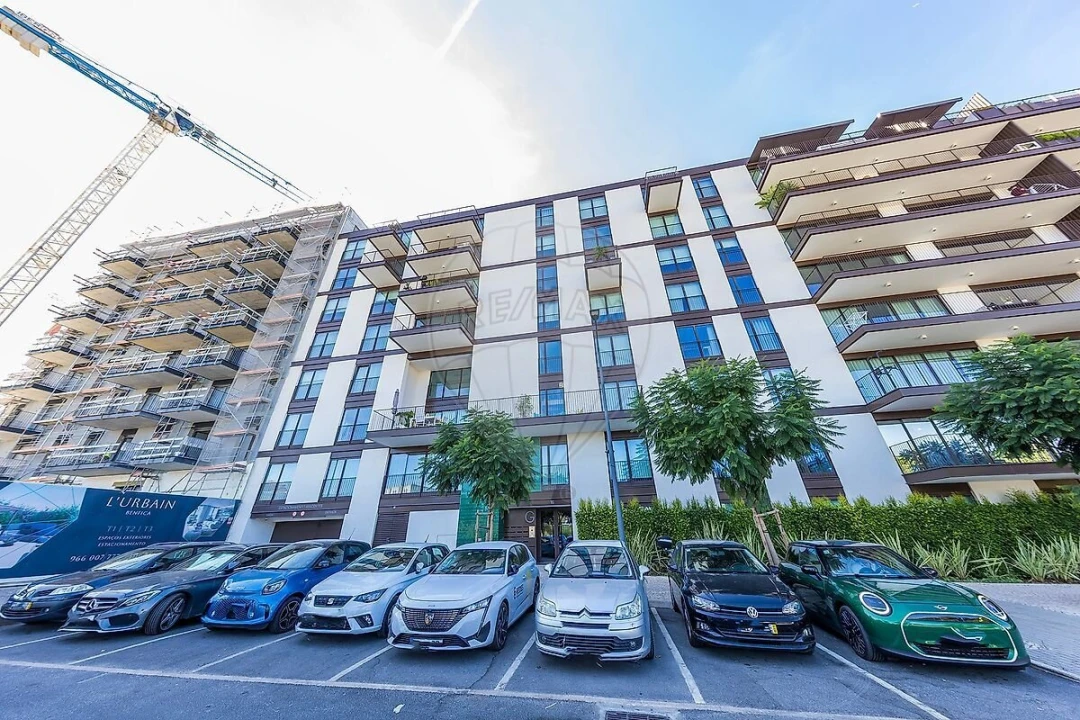 Apartamento T3 para Venda em Benfica Foto 48