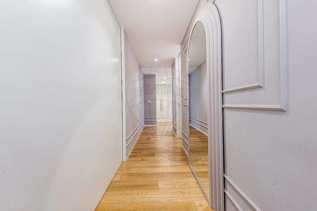 Apartamento T3 para Venda em Benfica Foto 6
