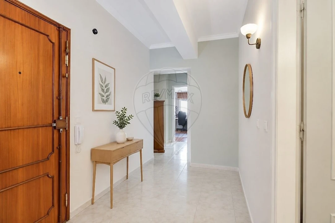 Apartamento T3 para Venda em Agualva e Mira-Sintra Foto 3