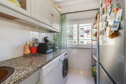 Apartamento T3 para Venda em Agualva e Mira-Sintra