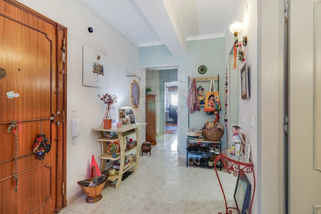 Apartamento T3 para Venda em Agualva e Mira-Sintra Foto 14
