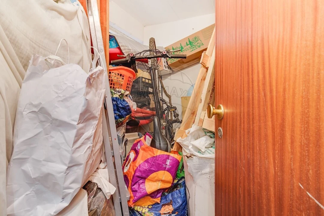 Apartamento T3 para Venda em Agualva e Mira-Sintra Foto 28