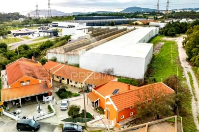 Loja para Venda em Sado