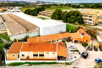 Loja para Venda em Sado