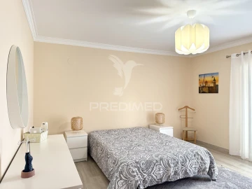 Moradia T4 para Venda em Samora Correia