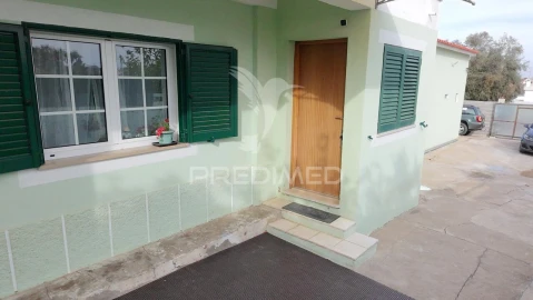 Moradia T6 para Venda em Marvila, Ribeira Santarém, São Salvador, São Nicolau
