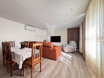 Moradia T6 para Venda em Marvila, Ribeira Santarém, São Salvador, São Nicolau