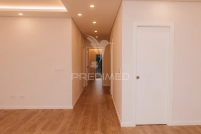 Apartamento T2 para Venda em União das Freguesias de Setúbal