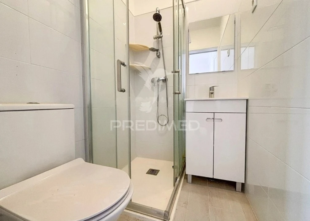 Apartamento T2 para Venda em São Vicente Foto 9