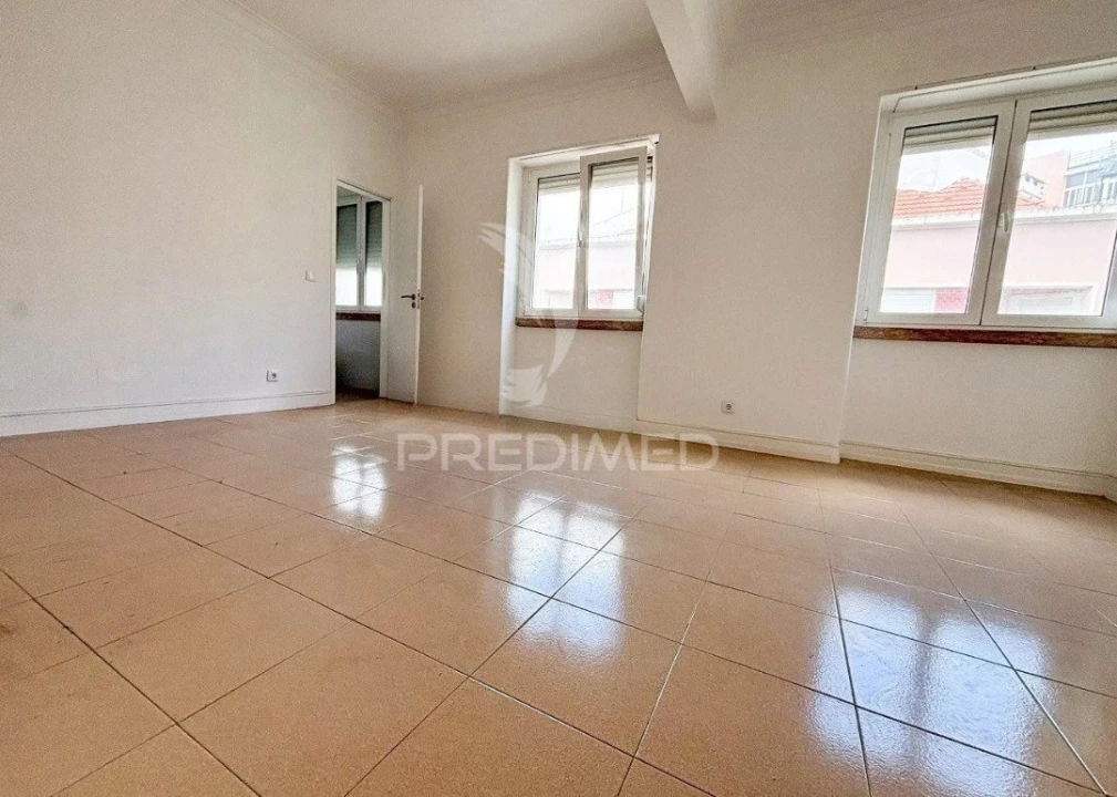 Apartamento T2 para Venda em São Vicente Foto 1
