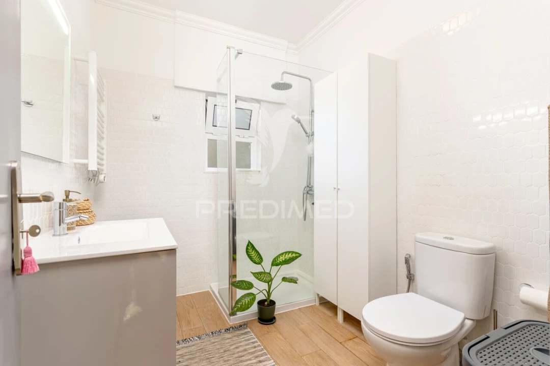 Apartamento T1 para Venda em Costa da Caparica Foto 12